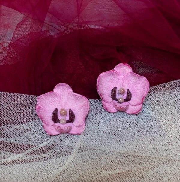 pendientes orquidea kihary hecho a mano